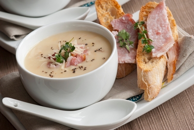 white bean soup with ham and toast