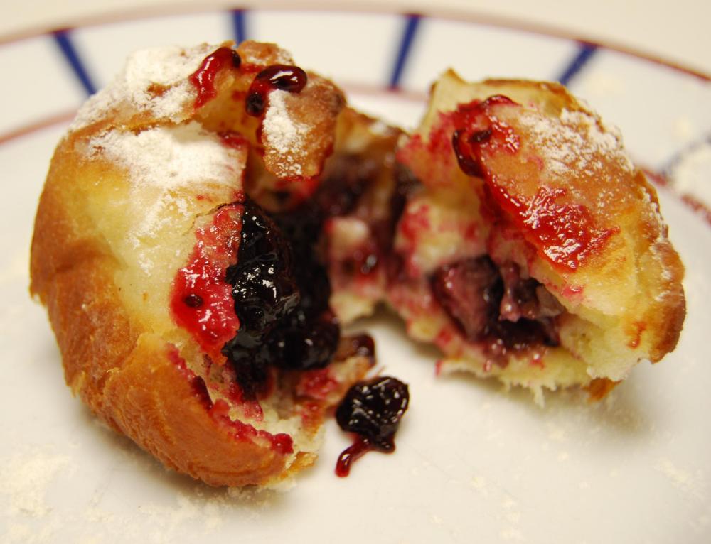 19 Finished Donut with Jam CROP