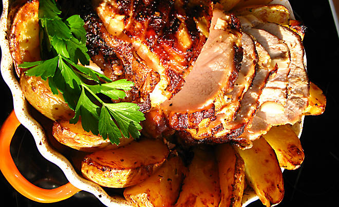 Recipe_Garlic_Roast_Porkloin_HomeMedium