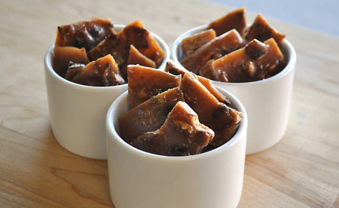 Recipe_Bacon_Brittle_HomeMedium