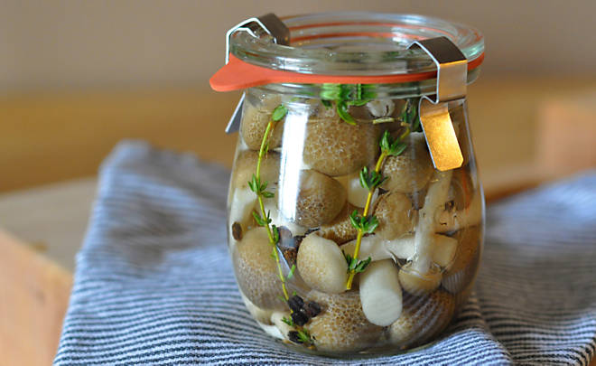 Recipe_Pickled_Mushrooms_HomeMedium