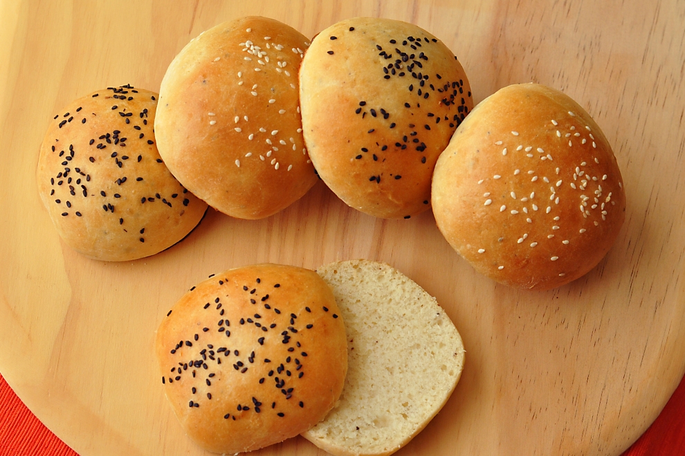 truffle-butter-burger-buns-recipe