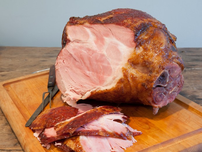 smoked-ham-with-apricot-ginger-glaze-recipe