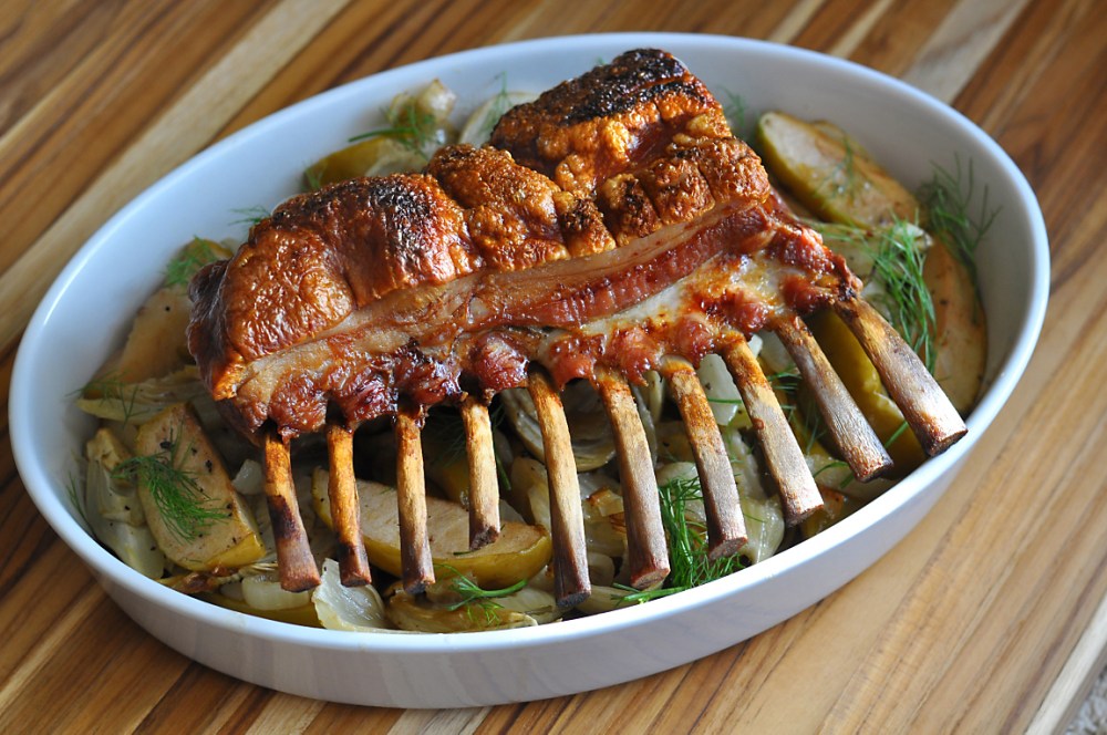 roast-milk-fed-porcelet-rib-rack-with-crackling-fennel-and-apples-recipe