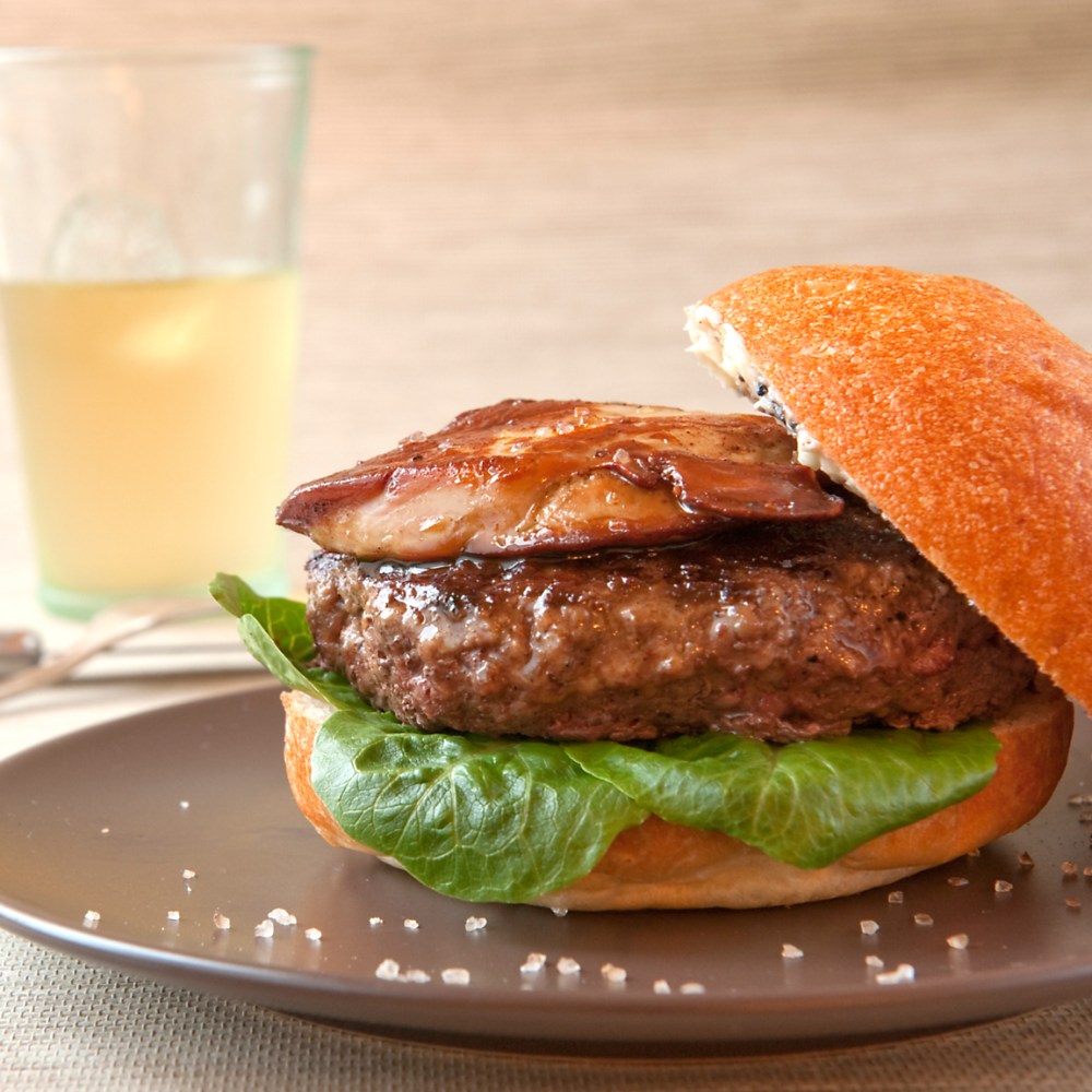 ultimate-wagyu-foie-gras-truffle-burger-recipe
