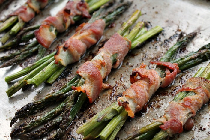 Roasted-Asparagus-Bacon-Bundles-recipe.jpg