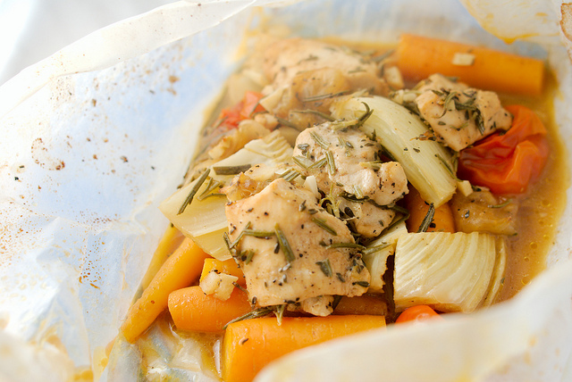 poulet-en-papillote-isabellehurbainpalatin-flickr