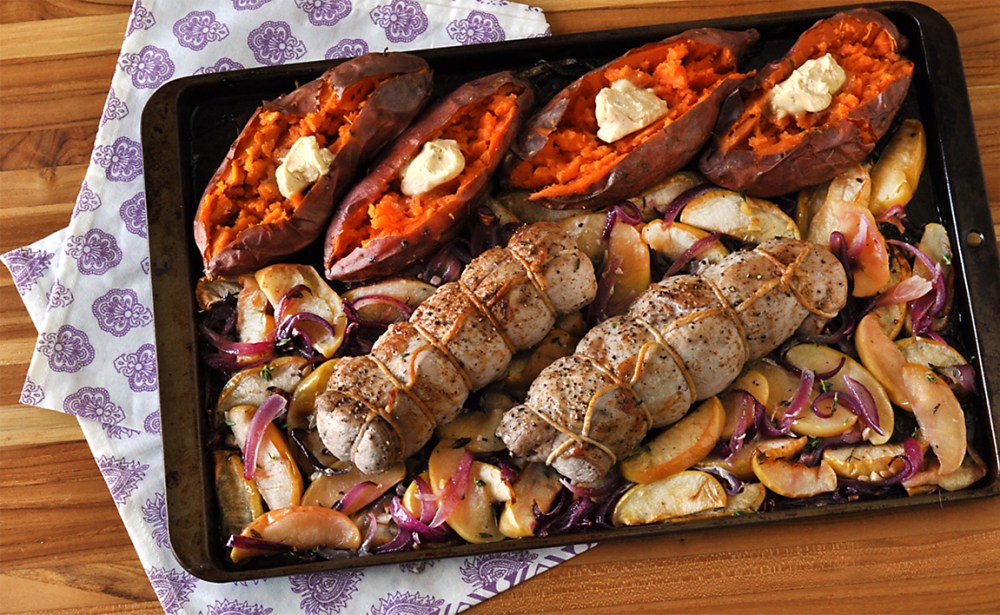 sheet-pork-tenderloin-with-apples-and-onions-recipe