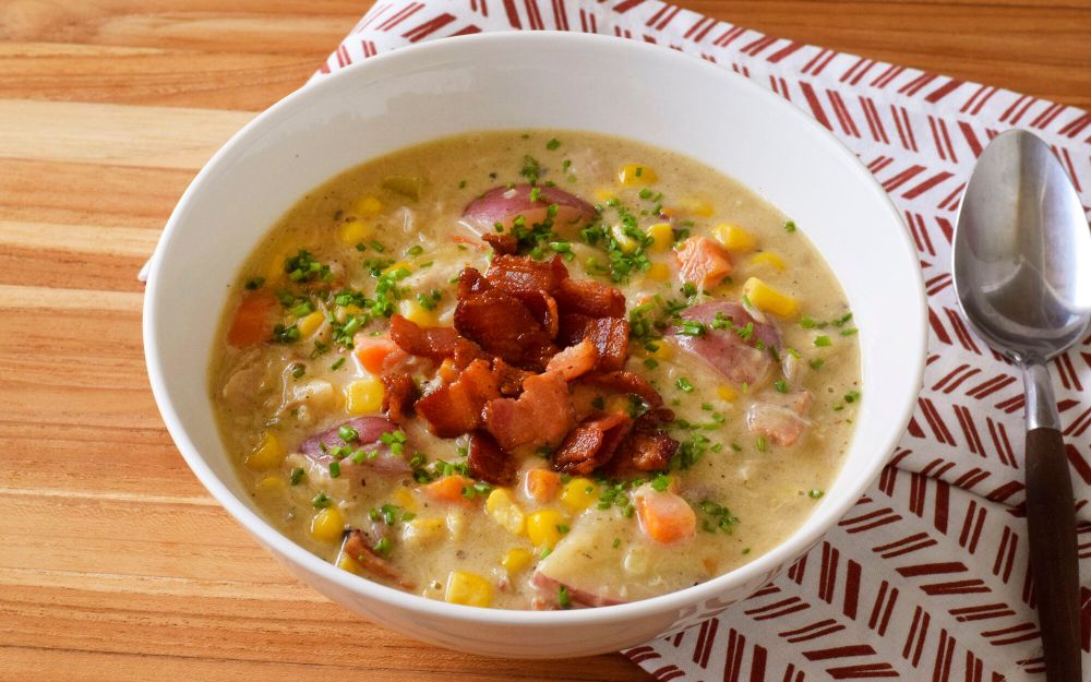 chicken-corn-chowder-with-bacon-recipe.jpg