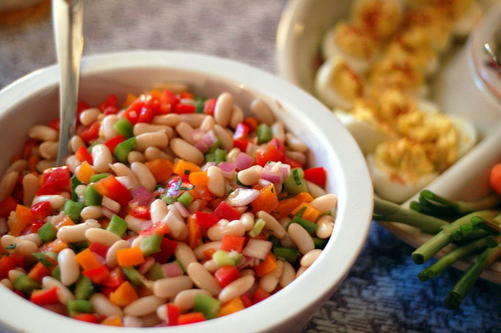 1024px-Colourful_bean_salad.jpg