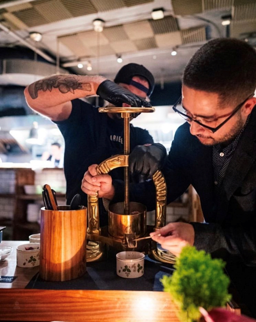 Ariete Miami Duck Press.jpg